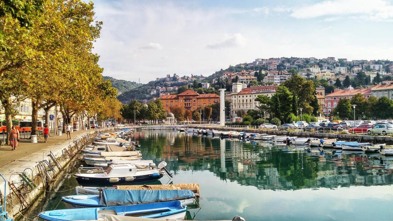 The Grand Mansion Residence On La Guardia Rijeka Dış mekan fotoğraf